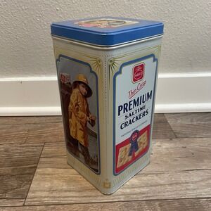 Nabisco Premium Saltine Crackers Tin 1993 Collectors Choice Uneeda Boy Vintage